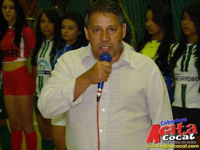 Desfile das Candidatas  Musa do Campeonato Municipal 2013 e Apresentao Uniformes