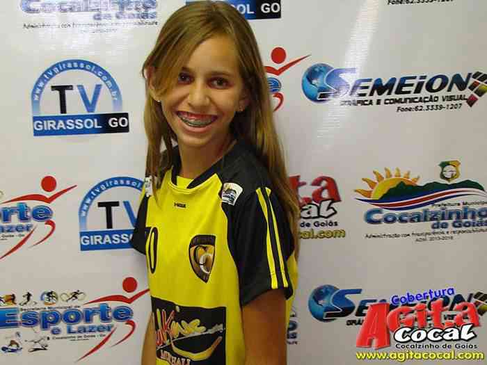 Desfile das Candidatas  Musa do Campeonato Municipal 2013 e Apresentao Uniformes