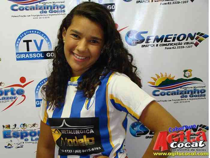 Desfile das Candidatas  Musa do Campeonato Municipal 2013 e Apresentao Uniformes