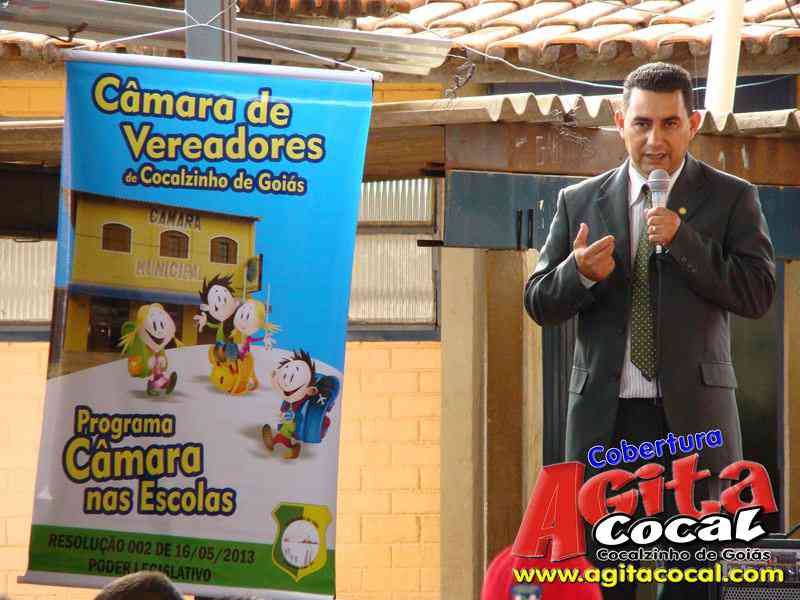 Escola M do Carmo Guirra e Valdir Rezende (Girassol)