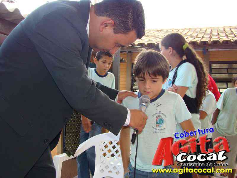 Escola M do Carmo Guirra e Valdir Rezende (Girassol)