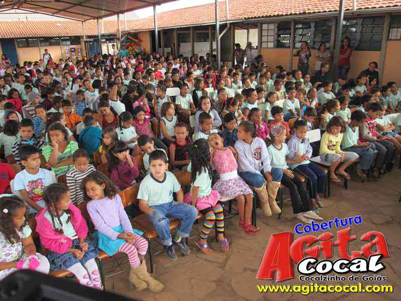 Escola M do Carmo Guirra e Valdir Rezende (Girassol)