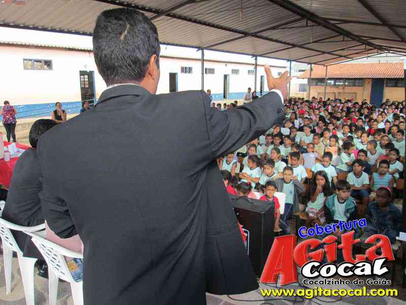 Escola M do Carmo Guirra e Valdir Rezende (Girassol)