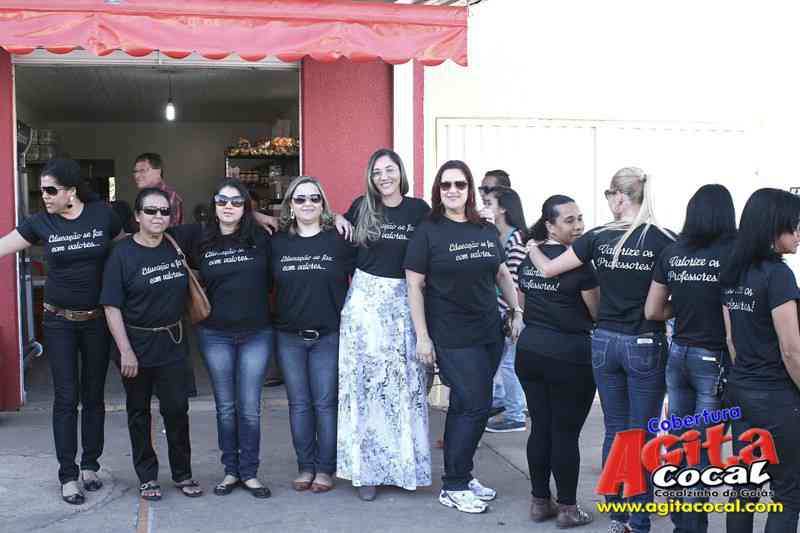 Desfile - 24 Aniversario de Cocalzinho