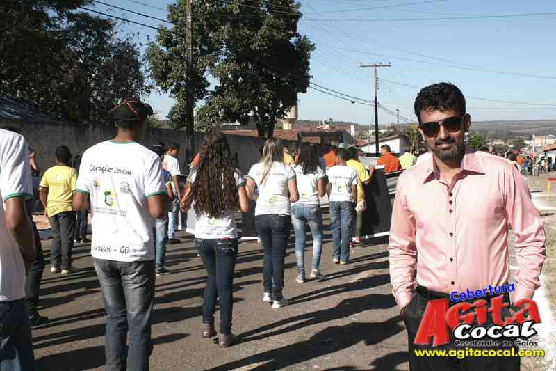 Desfile - 24 Aniversario de Cocalzinho