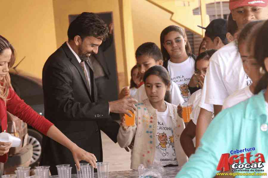 Alunos do Projeto Justia Educacional: ?Conhecer os Poderes?.