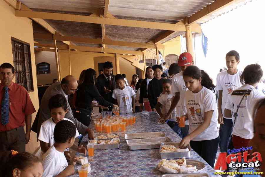 Alunos do Projeto Justia Educacional: ?Conhecer os Poderes?.