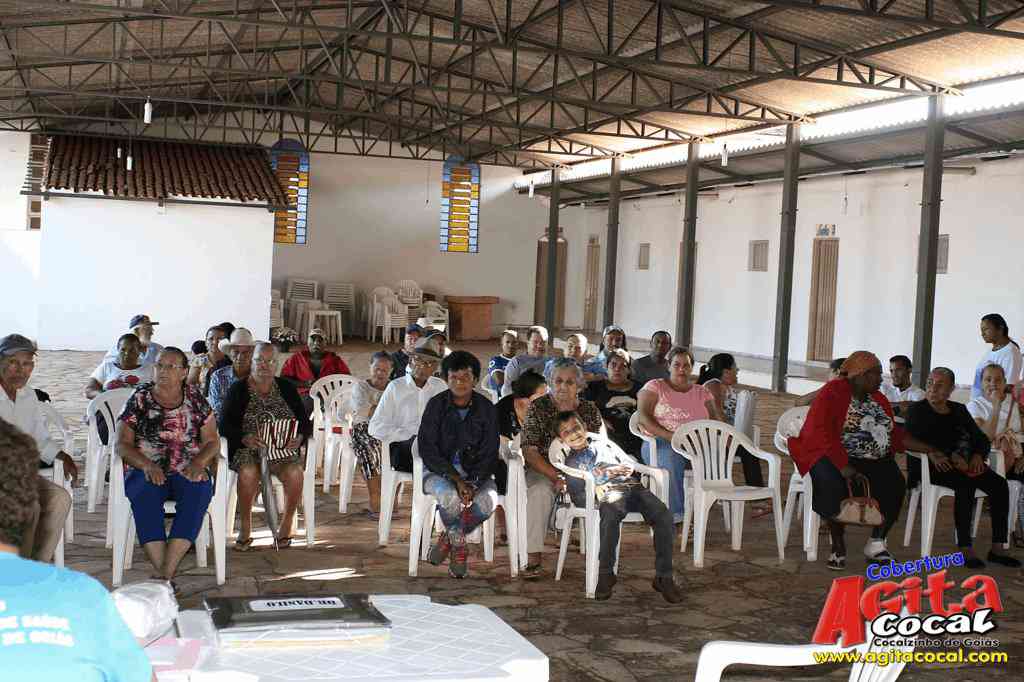 Grupo PSF comemora dia do idoso em Cocalzinho - 2014