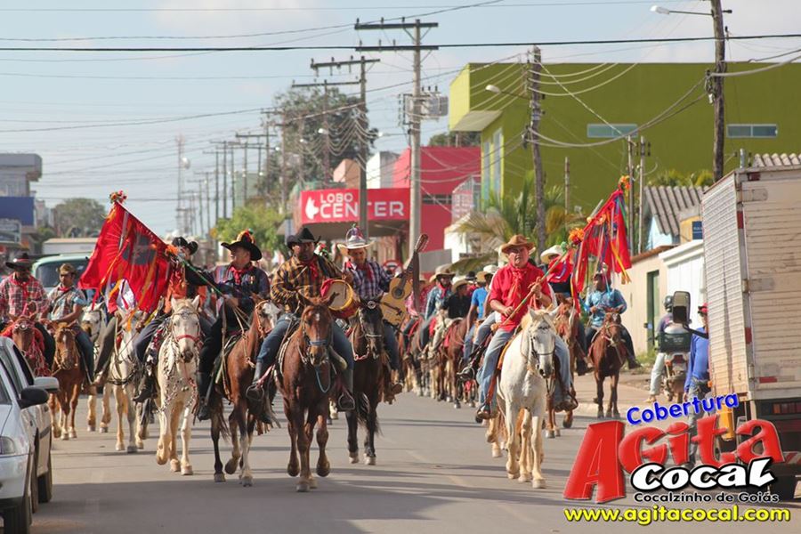 Entrega da Folia do Divino Esprito Santo