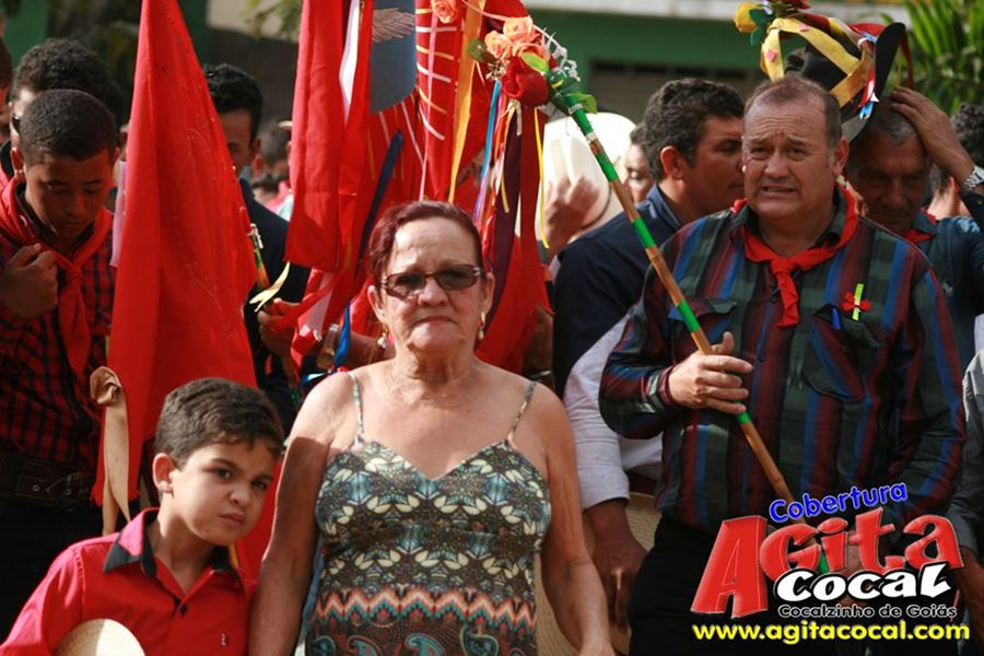 Entrega da Folia do Divino Esprito Santo