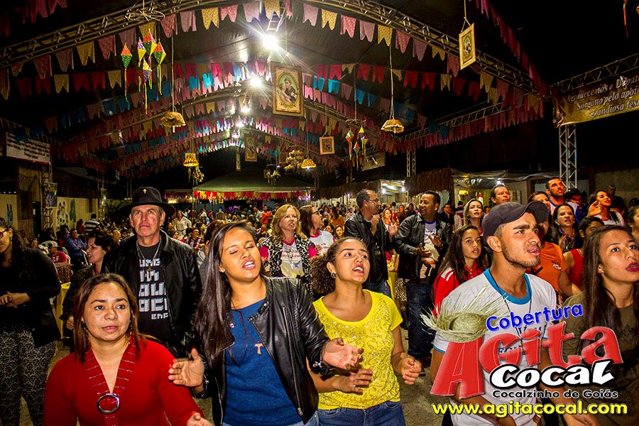 Cantores de Deus (Barraca da Famlia)