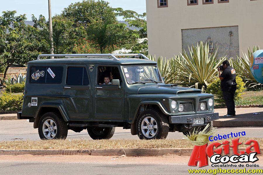 Desfile de Carro de Boi, Bikes e Jeeps