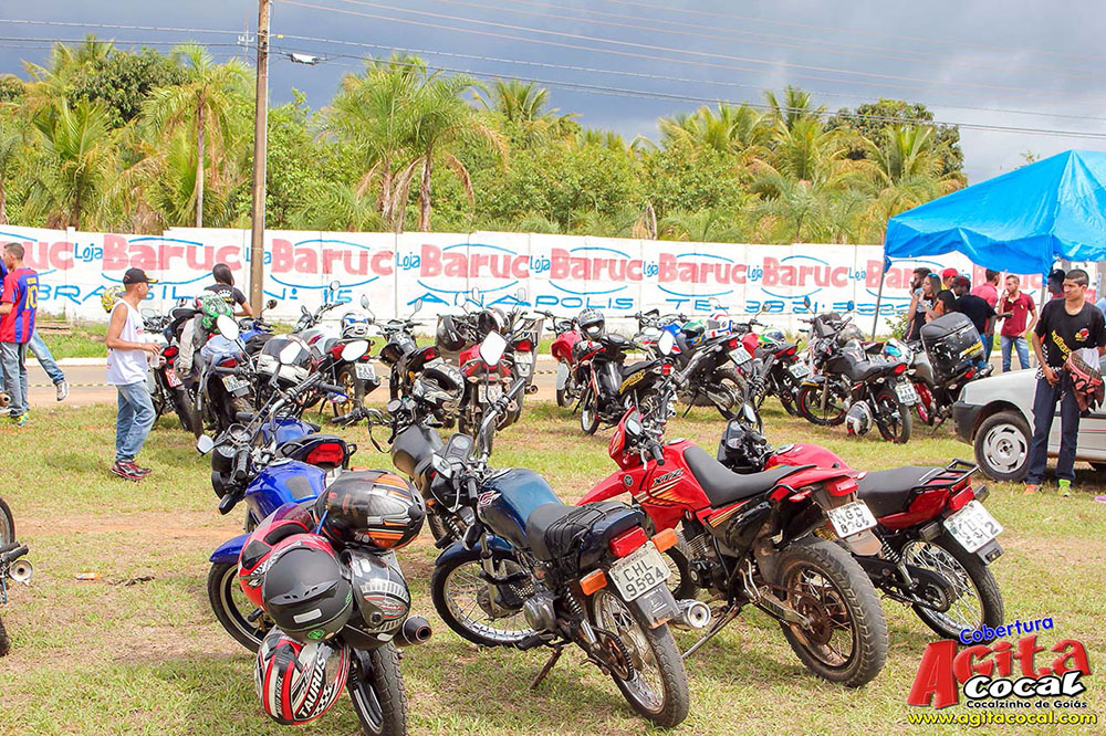 1 Arrancado de motos de Cocalzinho (Album 1/2)