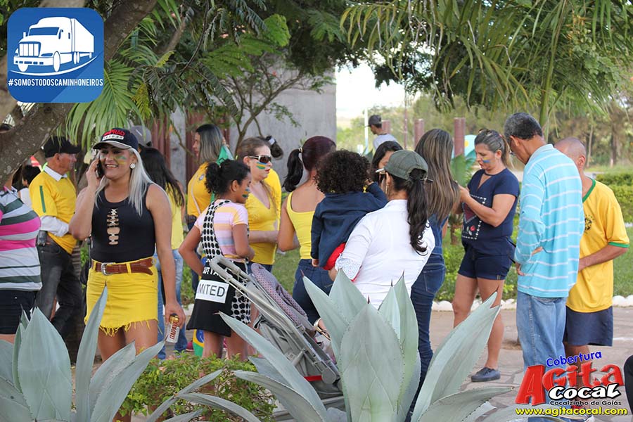 Passeata de Apoio aos Caminhoneiros de Cocalzinho