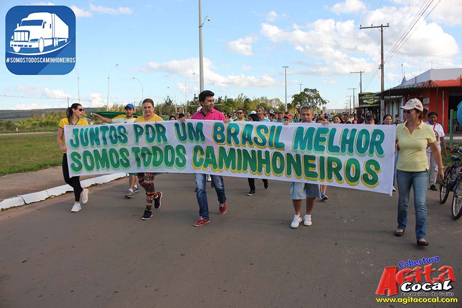 Passeata de Apoio aos Caminhoneiros de Cocalzinho