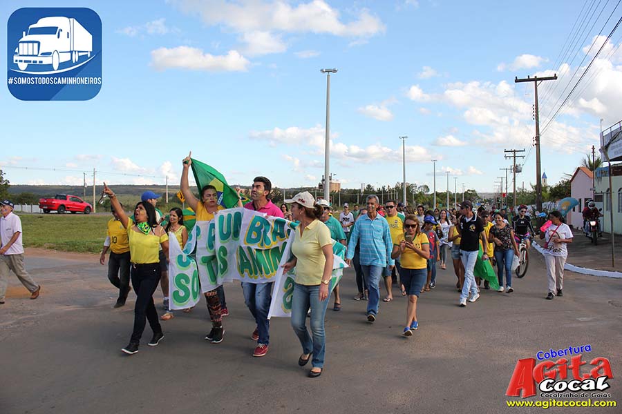 Passeata de Apoio aos Caminhoneiros de Cocalzinho