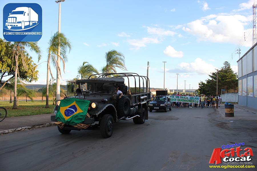 Passeata de Apoio aos Caminhoneiros de Cocalzinho