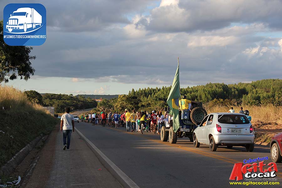 Passeata de Apoio aos Caminhoneiros de Cocalzinho