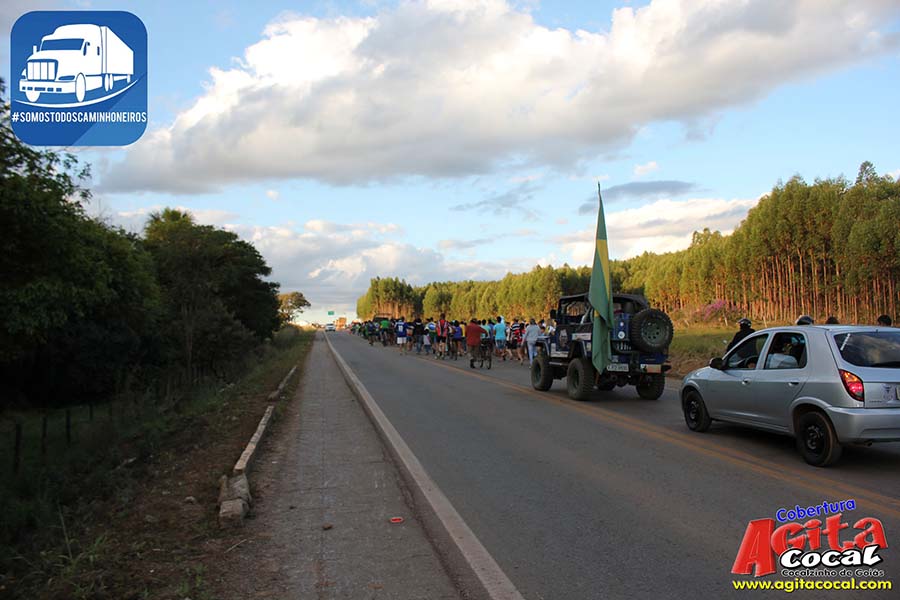 Passeata de Apoio aos Caminhoneiros de Cocalzinho