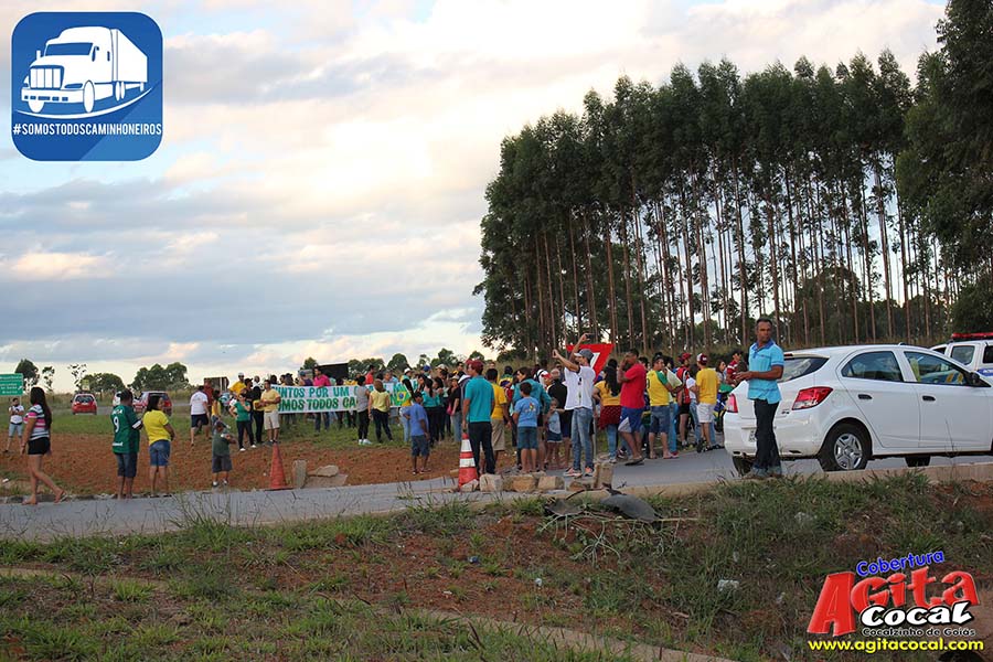 Passeata de Apoio aos Caminhoneiros de Cocalzinho
