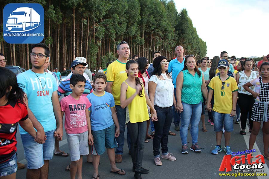 Passeata de Apoio aos Caminhoneiros de Cocalzinho