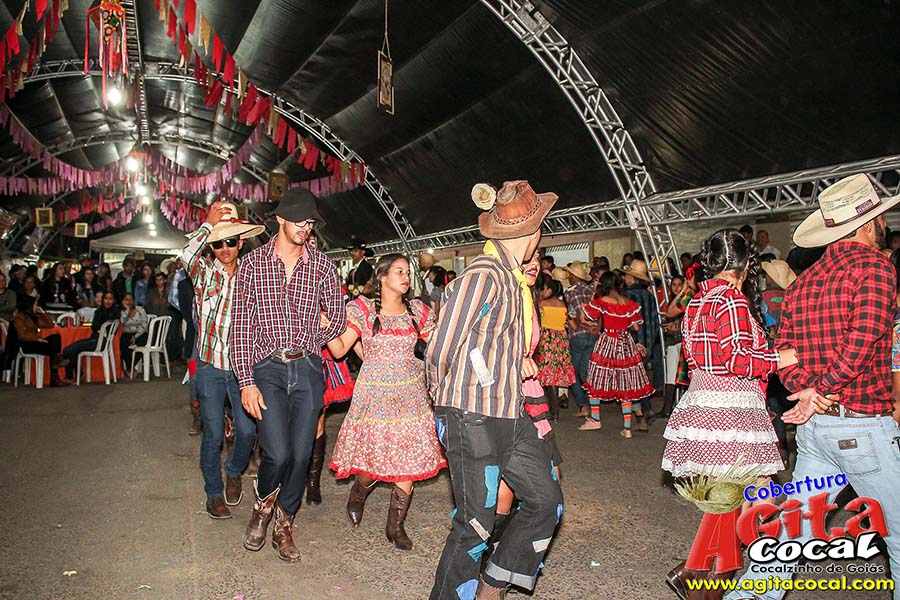 Festa de St Antnio (Arrai do Grupo Jovens para Cristo e Show de Calouros)