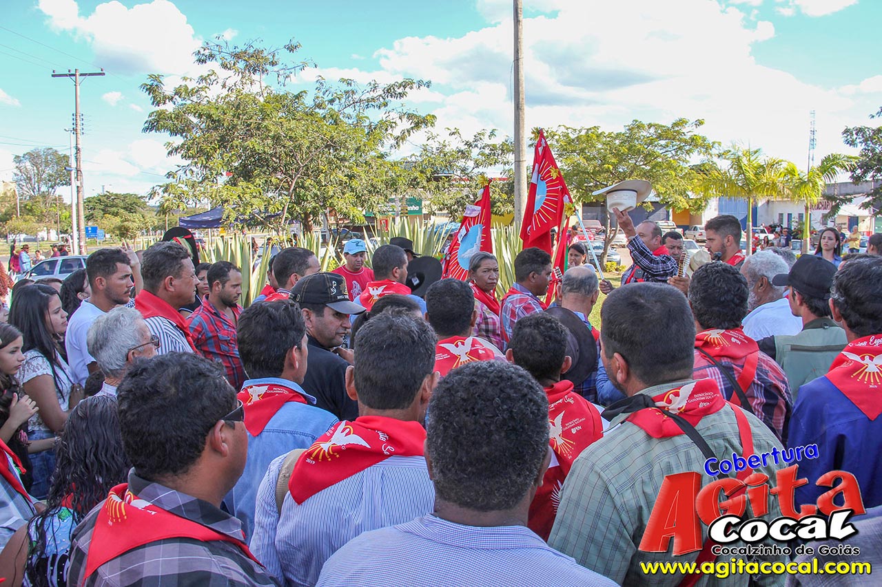 Entrega da Folia do Divino Esprito Santo em: 02/06/2019