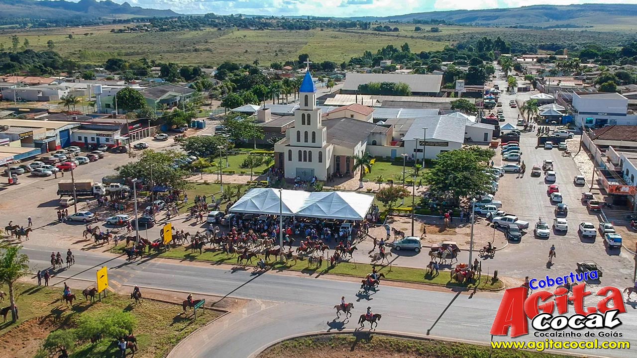 Entrega da Folia do Divino Esprito Santo em: 02/06/2019