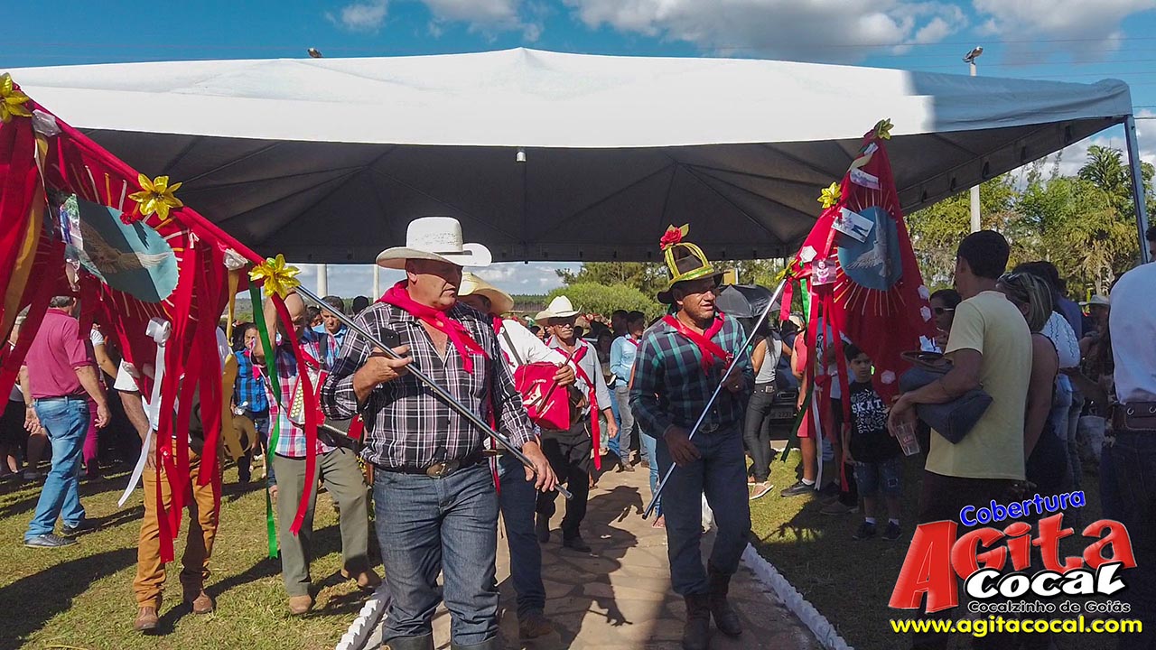 Entrega da Folia do Divino Esprito Santo em: 02/06/2019