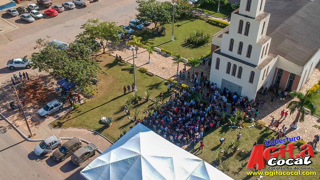 Entrega da Folia do Divino Esprito Santo em: 02/06/2019