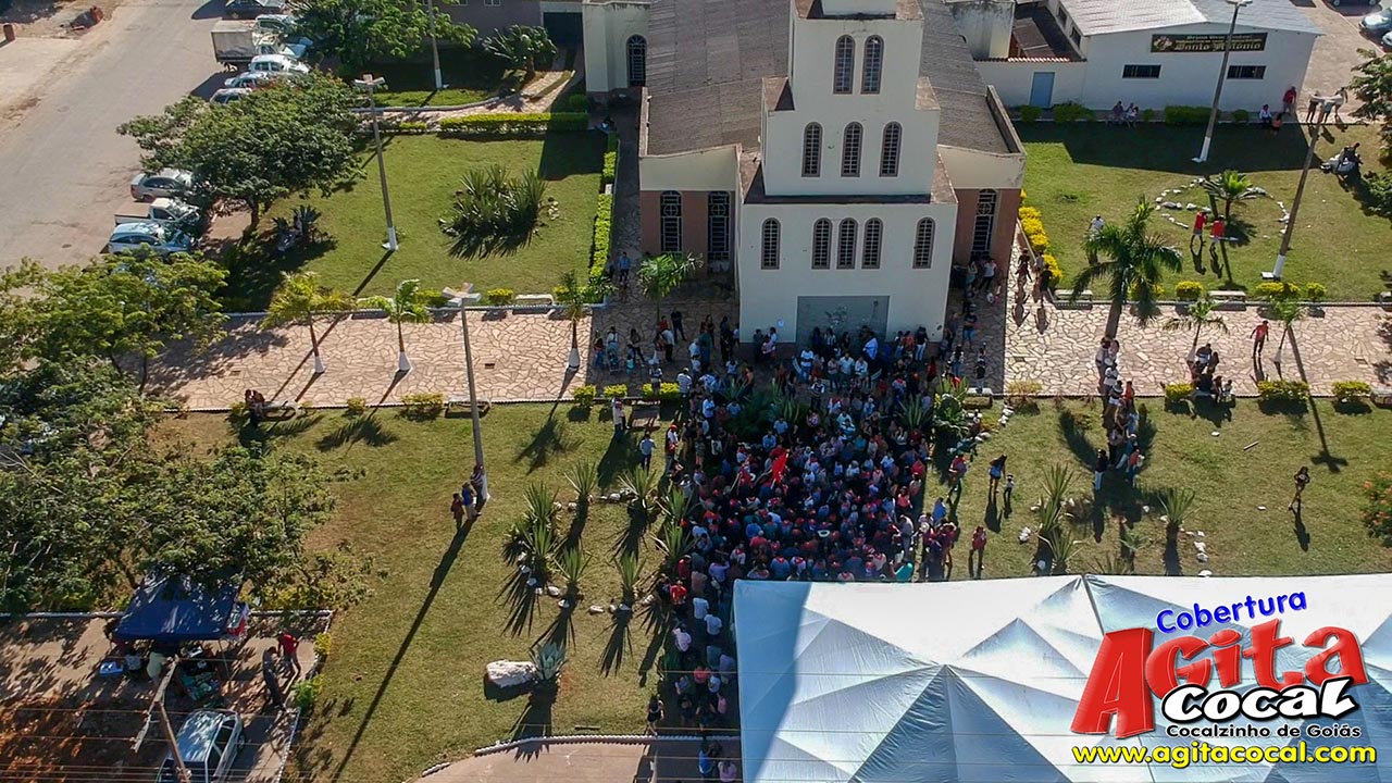Entrega da Folia do Divino Esprito Santo em: 02/06/2019