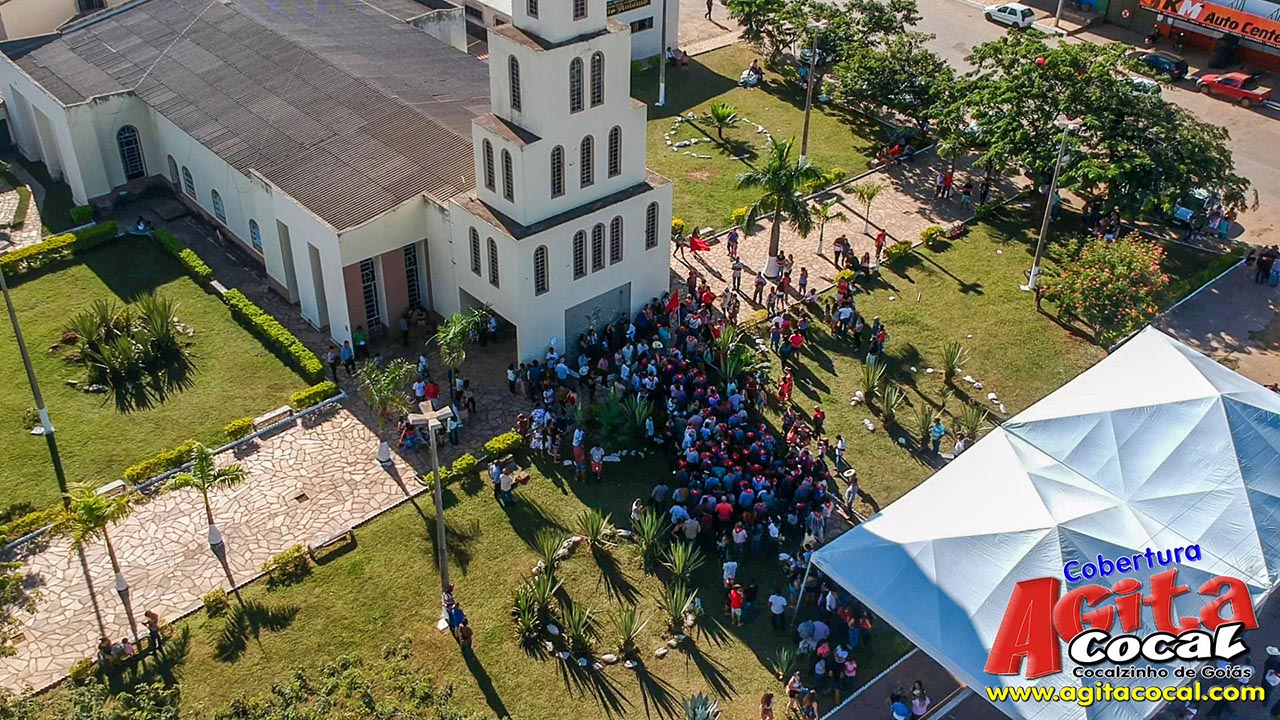 Entrega da Folia do Divino Esprito Santo em: 02/06/2019