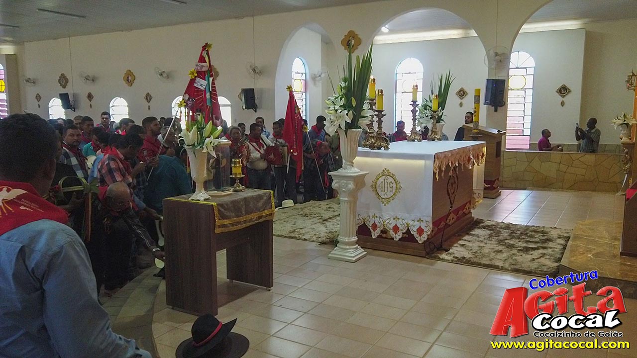 Entrega da Folia do Divino Esprito Santo em: 02/06/2019