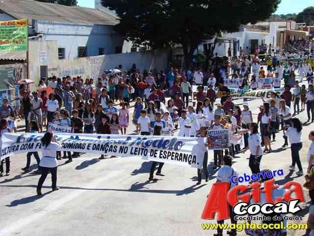 Desfile Cultural (23 Aniversrio de Cocalzinho)